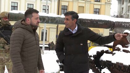 スナク英首相がキーウ訪問　ウクライナに約83億円相当の追加支援表明