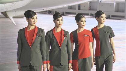 コシノジュンコさんがデザイン…FDA=フジドリームエアラインズが客室乗務員の制服を11年ぶりにリニューアル