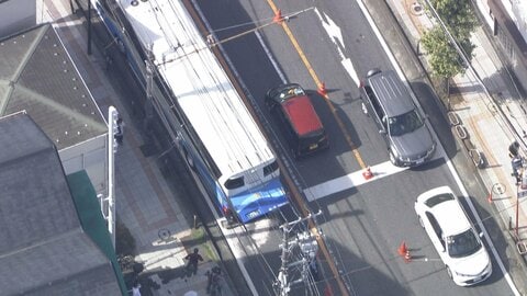 バスなど3台衝突、13人搬送　高齢の1人が心肺停止　神奈川・藤沢市