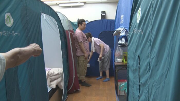 公民館に場所を移した避難所