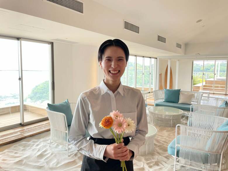 「花に興味がなかった私」が、空にガーベラの花火を咲かせるまで。－リゾナーレ熱海、これまでの「当たり前」を変えた春。