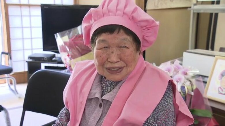 祝！100歳　ピンクのちゃんちゃんこが似合うミドリさん「今が幸せ」　元気の秘訣は…畑仕事と塗り絵【福島発】｜FNNプライムオンライン