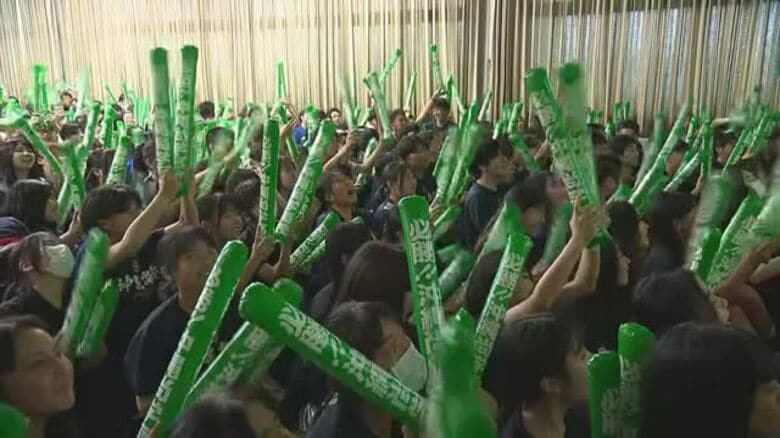 【速報】沖縄尚学が夏の甲子園 悲願の初優勝！ 日大三（西東京）を3-1で下す｜FNNプライムオンライン