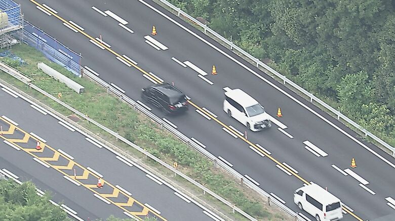 工事規制に気づかなかった可能性も…中央道で車が“逆走” 避けようとしたトラック2台がガードレール等に衝突｜FNNプライムオンライン