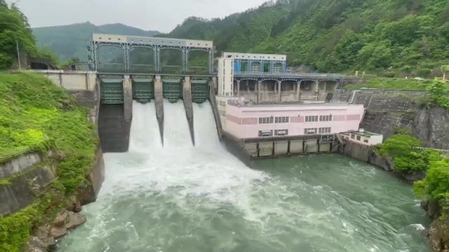 絶景が人気　秘境路線のJR只見線から見る景色
