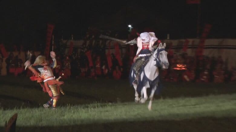 迫力ある殺陣を披露！