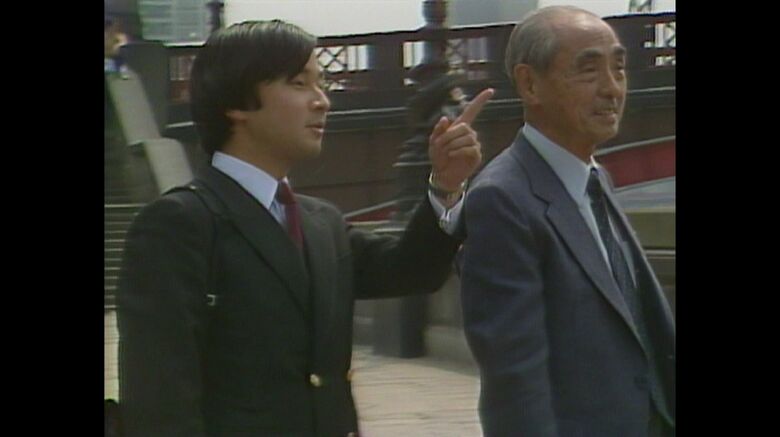 昭和58年（1983年） テムズ川を視察される陛下