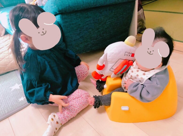 宝物のぬいぐるみを貸してあげる（提供：あささん）