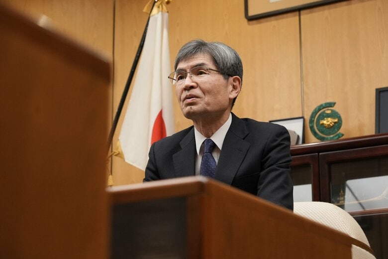 来年に向けての課題を語る警察庁・楠芳伸長官（2025年12月下旬）