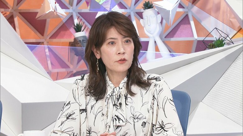 岩田明子氏