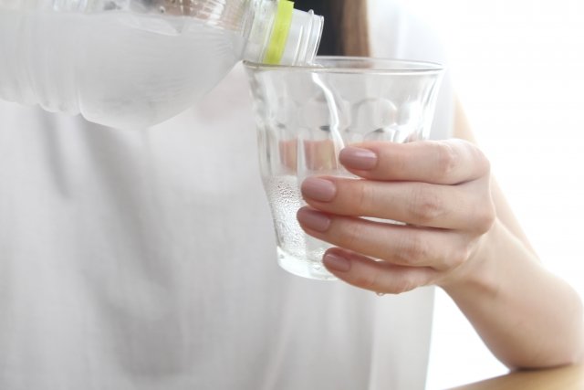 「夏バテ」「秋バテ」には水分補給が重要