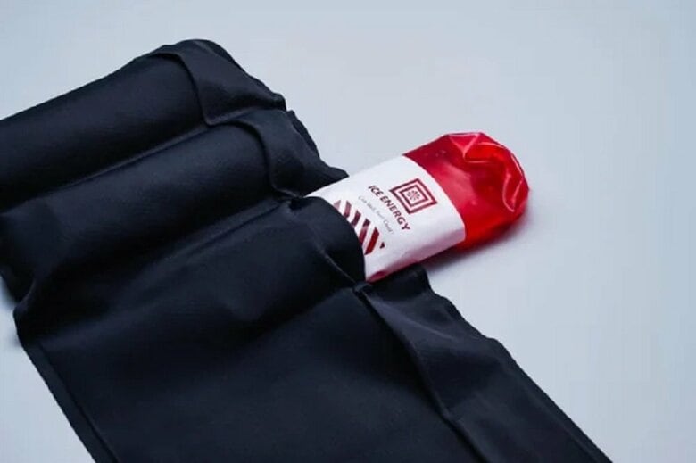 保冷剤の入れる位置を変えて、自分にフィットする枕に（提供：アトム技研株式会社）