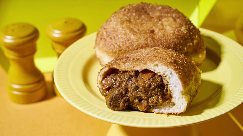 「パンのトラ」のカレーパン