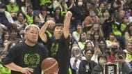 【レバンガ北海道】ファン感謝祭で富永啓生＆折茂武彦“新旧スコアラー”3Ｐシュート対決！過去最多2,621人のファン・ブースターが歓喜…富永「来季皆さんをＣＳに連れて行きたい」