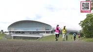 札幌のドームで初開催！豊平区の親子50組“ドーム周辺の散歩道”を疾走―完走した小学生には記念メダル贈られる「一位になれて嬉しかった」「ドームの周りをいっぱい走れて良かった」〈北海道札幌市〉