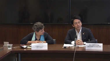 小泉大臣「セクシー発言」ナゼ炎上?説明は野暮?記者とのやりとりの全容を検証