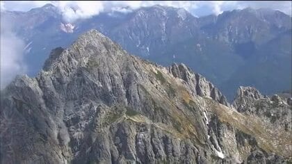 上級者向けコースの稜線付近で…北アルプス・剱岳で埼玉県の70歳男性の遺体発見　稜線から滑落か