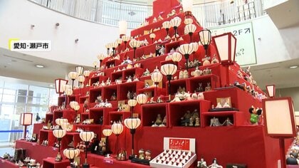 季節先取り…2万粒の豆と福呼ぶカプセル「福まき」に多くの人　巨大「ひなミッド」や“幻のホーム”でおでん＆熱燗にこたつ席も