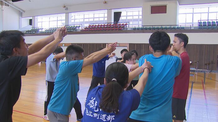 東京では練習に苦情も…