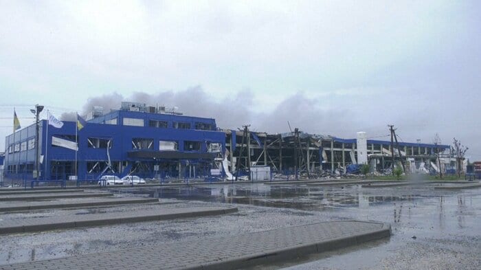 ロシアの巡航ミサイル攻撃を受けたとされるウクライナにある米Flex社の工場(8/21)