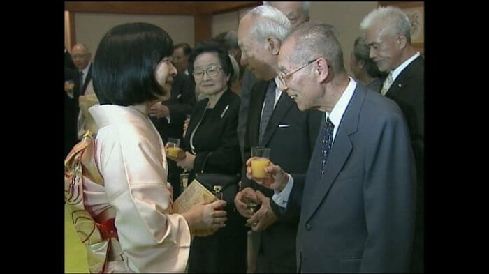 招待客と懇談される紀宮さま