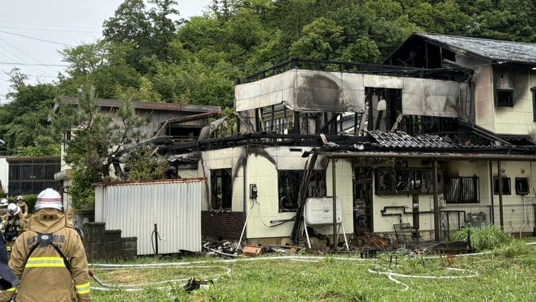 住宅で火事　1人の遺体が見つかる　住人の男性と連絡取れず　身元の確認進める　長野・筑北村｜FNNプライムオンライン