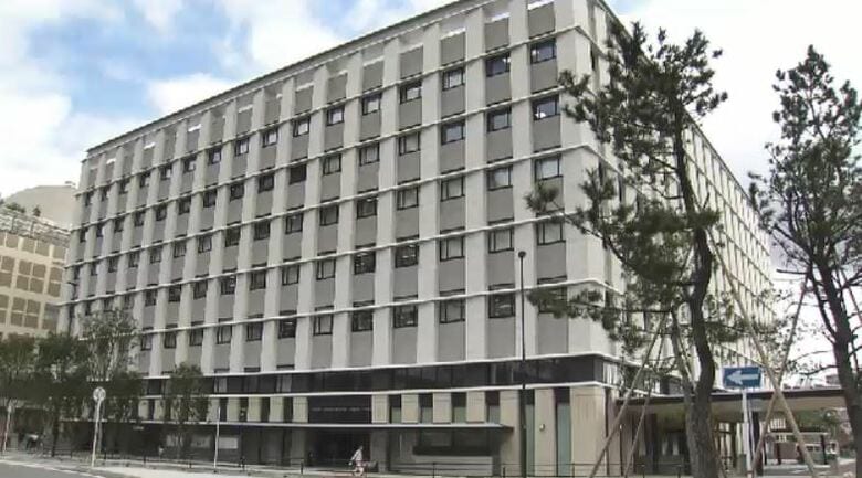 自宅で出産したばかりの赤ちゃんの遺体を放置か　35歳母親を死体遺棄の罪で起訴　殺人罪については不起訴に　福岡地検｜FNNプライムオンライン