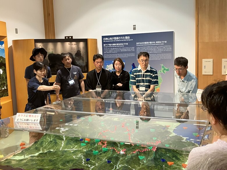 外来植物駆除のボランティア活動を秋田県藤里町で展開 世界遺産「白神山地」を外来種から守る一助となり、生物多様性保全に貢献