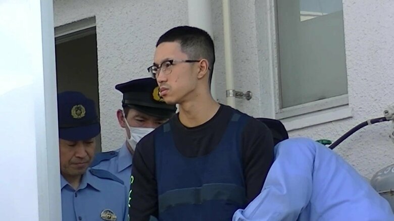 送検される高梨謙吾容疑者（千葉・印西警察署 19日午前）