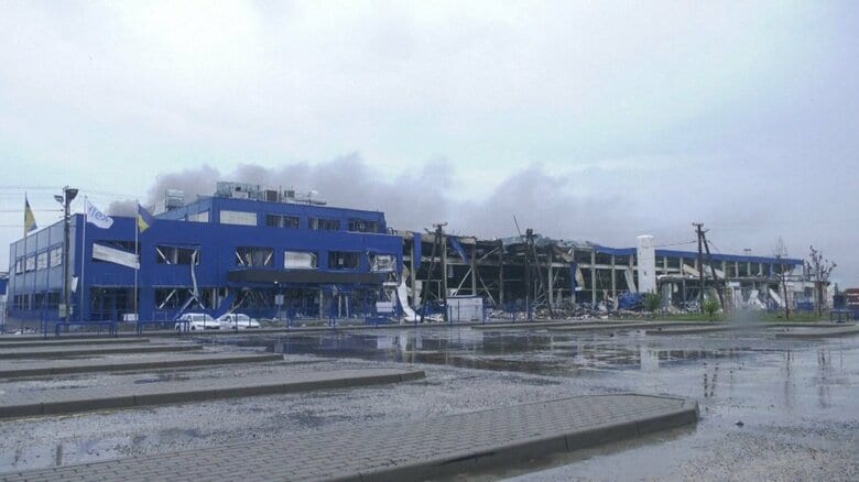 ロシアの巡航ミサイル攻撃を受けたとされるウクライナにある米Flex社の工場(8/21)