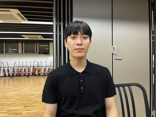 イ・テクキさんはふだん俳優として活動