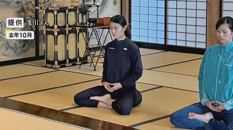 座禅を組む丸山選手　提供：浅川さん