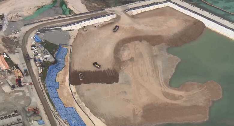 すでに埋め立て工事が進んでいる辺野古の海