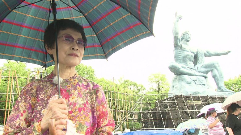 平和公園を訪れる田崎さん