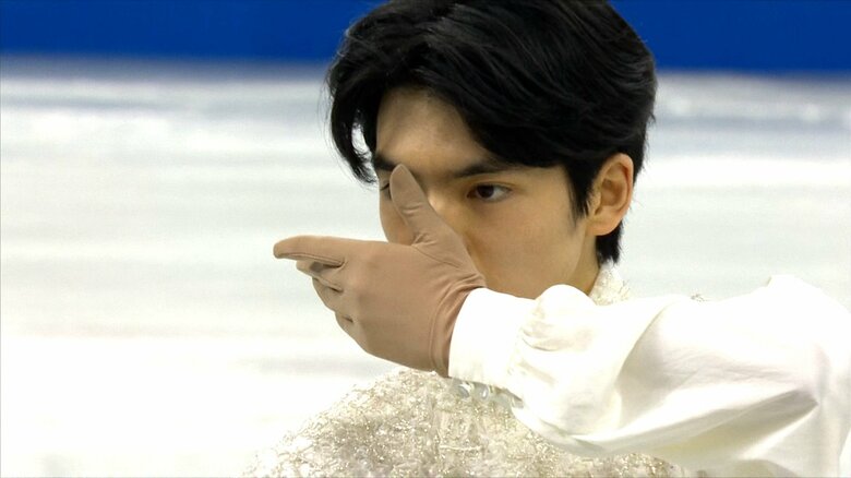 ショート『仮面舞踏会』を披露するチャ・ジュンファン（2024年四大陸）