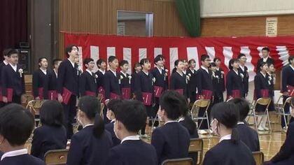 6年間の思い出胸に…学びや巣立つ　福井県内の小学校79校で卒業式