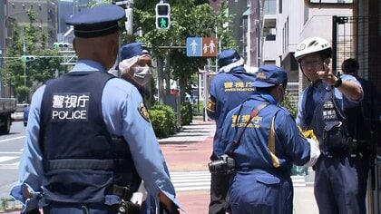 バス降りた直後に男性切りつけた男が折りたたみナイフを持って逃走中　男性は左ほほに軽傷　　東京・大田区