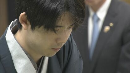 糸谷九段が角交換を拒否する序盤…名人戦七番勝負第4局始まる 開幕3連勝中の藤井六冠が勝てばタイトル4連覇