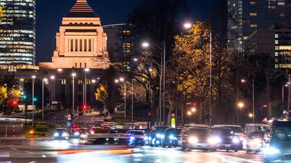 深夜のタクシー代は22億円　官僚には労働基準法が適用されない？！官僚の3割「残業代が正しく支払われていない」