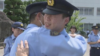 「絶対に死ぬなよ」“教場”涙の旅立ち　伝統の「激走訓練」乗り越え卒業　苦楽を共にした同期、教官に支えられ③