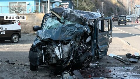 「ガーンって乾いた音」原型とどめず　軽自動車とトラックが正面衝突　女性1人が死亡　北海道