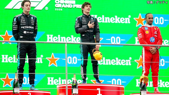 中国GPでは3位表彰台を獲得（右）