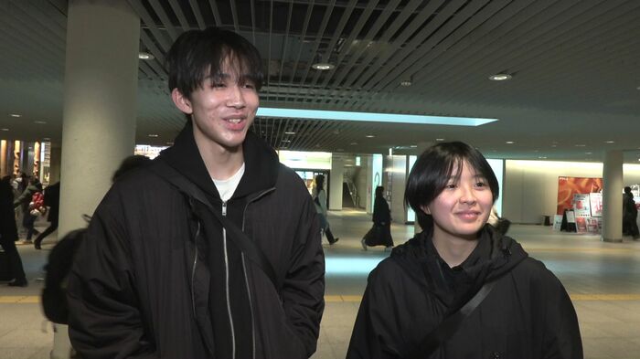 インタビューに答えた高校生