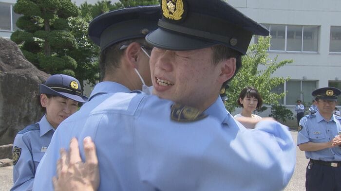 井上教官と相澤巡査