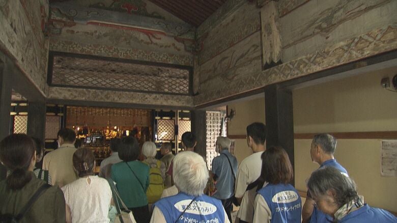 普段見られない“御霊屋”も…尾張徳川家の菩提寺『建中寺』でガイドツアー 抽選で選ばれた参加者たちが楽しむ｜FNNプライムオンライン