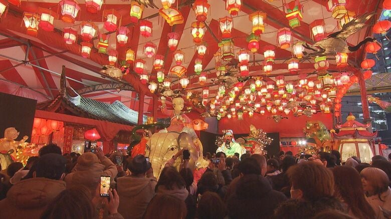 1万5000個の光！冬の長崎が極彩色に染まる「長崎ランタンフェスティバル」まるで異世界の18日間｜FNNプライムオンライン