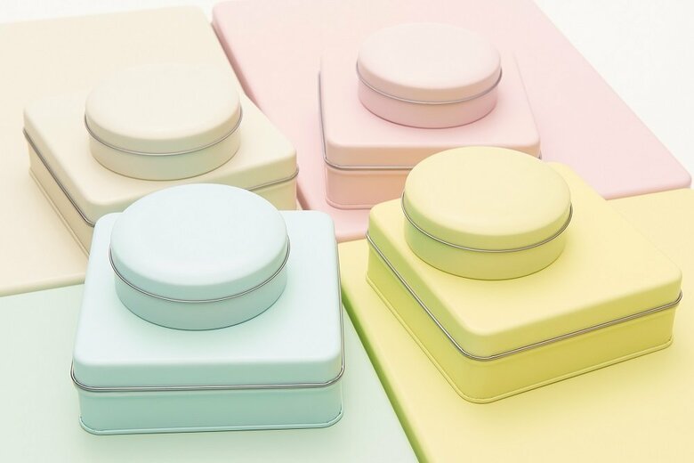 Candy缶のキレイな色合い