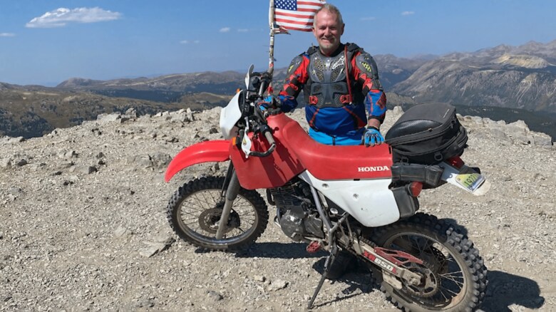 ブタの腎臓を移植　脳死状態の男性