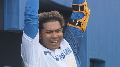 【ファイターズ】水谷瞬 紅白戦で2打席連続”パイナップルアーチ”