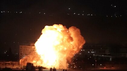 ウクライナのキーウなどで再び大規模攻撃…18人死亡　ゼレンスキー大統領がNATO首脳会議で防空支援求める考え示す
